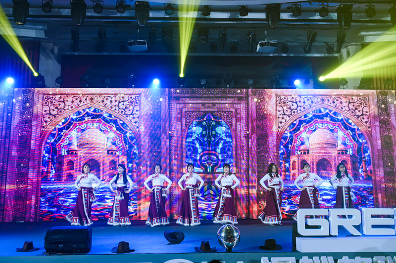 格瑞普2024年會名族舞串燒節目 格瑞普2024年會名族舞串燒節目