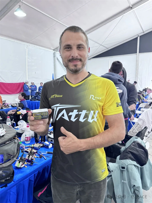 保加利亞飛手Antoni 保加利亞飛手Antoni