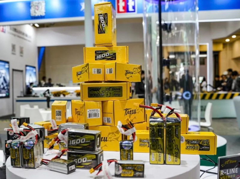 Tattu R-LINE 6.0(測試版) Tattu R-LINE 6.0(測試版)