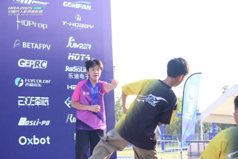 白熙澤、王思清 白熙澤、王思清